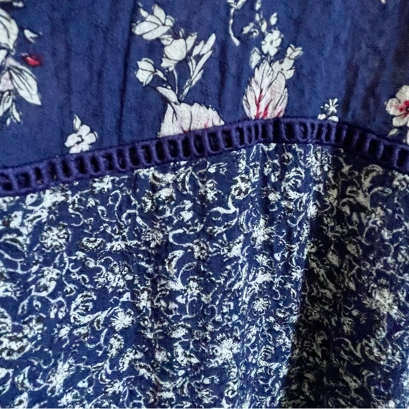 Dark Blue Floral Print Coverup, Loose Cardigan, Open Front Kimono size large - Picture 5 of 11
